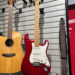 1997 Fender Stratocaster Electric Guitar- Made in USA- W/Case