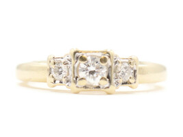0.42 ctw Round Diamond Past, Present, & Future 14KT Yellow Gold Engagement Ring