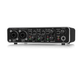 Behringer UMC204HD Audio Interface