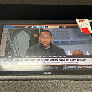 32" Vizio LED TV- Non Smart- NO Legs