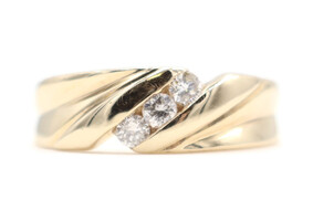 Men's Channel-Set 0.33 Ctw Round Diamond 14KT Gold Diagonal Wedding Band Ring