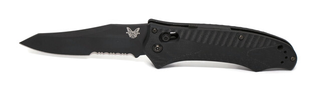 Benchmade 9555-SBK Auto Rift Axis 3.67 Inch Blade Automatic Folding Knife