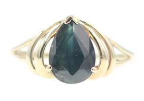 Women's Natural 1.95 Ct Pear Cut Blue-Green Sapphire 10KT Yellow Gold Ring 2.5g