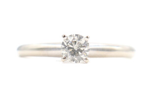 Women's Solitaire 0.37 Ctw Round Diamond 10KT White Gold Engagement Ring 2.3g