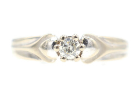 Women's Solitaire 0.12 Ct Round Cut Diamond 10KT White Gold Engagement Ring 2.3g