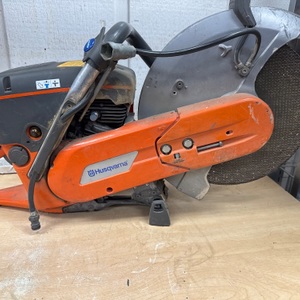 husqvavna k760 / CONCRETE SAW