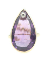 Unique 8.0 Ct Teardrop Amethyst & Round Diamond Accent 14KT Yellow Gold Ring 6g