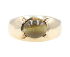 Men's 10KT Yellow Gold Oval Cut Cabochon 1.65 ctw Imitation Cat's Eye Ring 5.5g