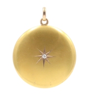 Estate 10KT Yellow Gold Starburst 0.04 ctw Round Diamond Locket Pendant - 8.0g