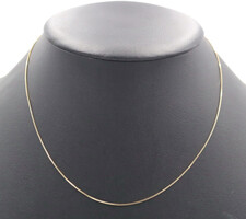 High Shine 14KT Yellow Gold 0.8mm Wide Box Chain 17.5" Long Necklace - 1.60g