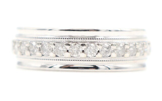 Classic 0.40 Ctw Round Cut Diamond 10KT White Gold Milgrain Wedding Band Ring