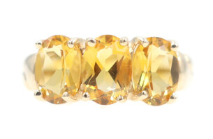 Women's Estate 3-Stone 1.20 Ctw Oval Cut Citrine 10KT Yellow Gold Ring Size 4.5