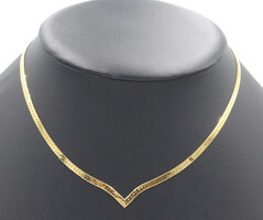 Estate 14KT Yellow Gold V Shaped 16" 3mm Wide Herringbone Necklace - 8.0g