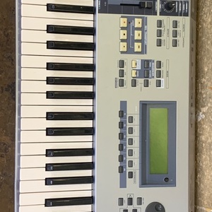 Yamaha Keyboard