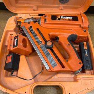 Paslode 900420 Battery Powered Framing Nailer