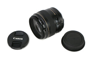 Canon Lens EF 85mm 1:1.8 Ultrasonic Auto / Manual Focus Camera Lens with Caps