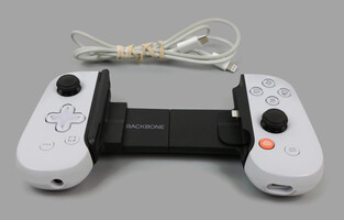 Officially Licensed Playstation Backbone - Lightning - BB-02 iPhone 14 & Older