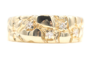 Classic Retro-Style 14KT Yellow Gold 0.12 Ctw Round Diamond Nugget Ring - 5.08g