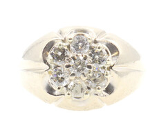 Estate 14KT White Gold 0.98 ctw Round Diamond Flower Cluster Men's Ring - 9.3g