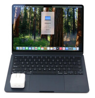 Apple A2681 13.1" MacBook Air 2022 Laptop 