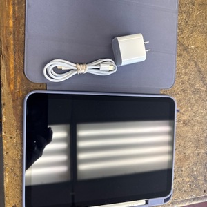APPLE MPLJ2LL/A