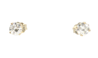 14KT Yellow Gold 5/8 CT.T.W Round Diamond SI1 K Classic Solitaire Stud Earrings
