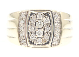 Men's 0.35 Ctw Round Diamond Cluster 10KT Yellow Gold Ribbed Statement Ring 3.7g