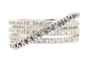 Women's 4-Row 0.95 Ctw Black & White Diamond 14KT White Gold Crossover Ring 6.9g