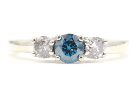 Color-Enhanced 0.72 Ctw Round Cut Blue & White Diamond 14KT Gold Engagement Ring