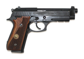 TAURUS pt 92 af 9mm Semi Auto Pistol