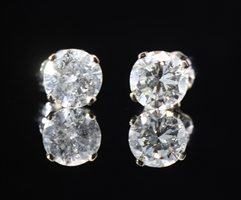 14KT White Gold 5/8 CT.T.W Round Diamond SI2 G Classic Solitaire Stud Earrings