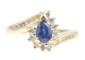 Estate 0.75 Ct Pear Lab-Created Sapphire & Natural Diamond 14KT Yellow Gold Ring