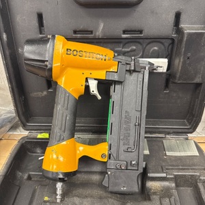 BOSTITCH BT200 NAIL GUN