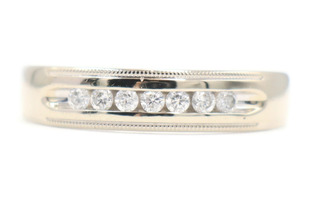 Channel-Set 0.28 Ctw Round Diamond 10KT Yellow Gold Milgrain Wedding Band Ring