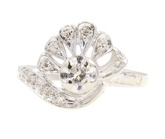 Women's 0.30 Ctw Round Diamond 14KT White Gold Floral Cluster Cocktail Ring 3.1g