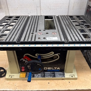 Delta 905657