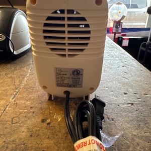 MAINSTAYS MH-16V / SPACE HEATER