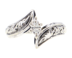 Antique-Style 0.14 Ct Solitaire Marquise Diamond 10KT Gold Filigree Bypass Ring