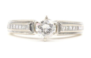 Vintage-Style 0.60 Ctw Round & Princess Diamond 10KT White Gold Engagement Ring