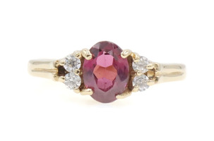 Women's 0.90 Ct Oval-Cut Natural Garnet & Round CZ 14KT Yellow Gold Ring 3.01g