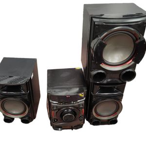 LG 1200W CD Mini HiFi Shelf System
