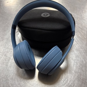 Beats Solo 4