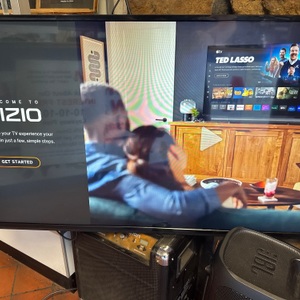 VIZIO D43FX-F4 / 43INCH / SMART TV