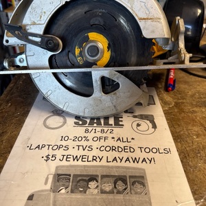 DEWALT DWE575 / CIRCULAR SAW
