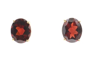 8.00 ctw Oval Cut Red Garnet 10KT Yellow Gold Women's Stud Earrings - 3.36g