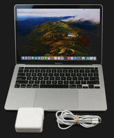 Apple Macbook Pro 13" 2022 M2 8GB RAM 256 SSD
