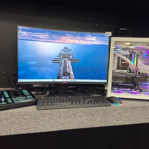 Custom Built Gaming PC GeForce RXT 5080 AMD Ryzen 9 9900X Processor Streaming