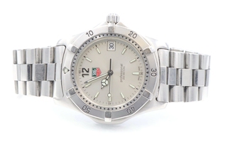 Tag Heuer Model: WK1112 Professional 200M Date Silver Dial Men's Watch