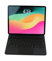 Apple 6th Gen iPad Pro 12.9" & Magic Keyboard MP603LL/A 256gb WiFi/Cellular