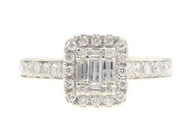 0.84 Ctw Baguette & Round Diamond Cluster 14KT Gold Halo Engagement Ring 4.59g